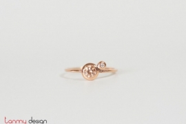 14k rose gold Zircon and diamond ring